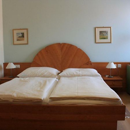 Gasthof Weinzettl Hotel Apetlon Ngoại thất bức ảnh
