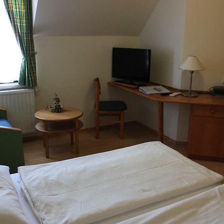 Gasthof Weinzettl Hotel Apetlon Ngoại thất bức ảnh