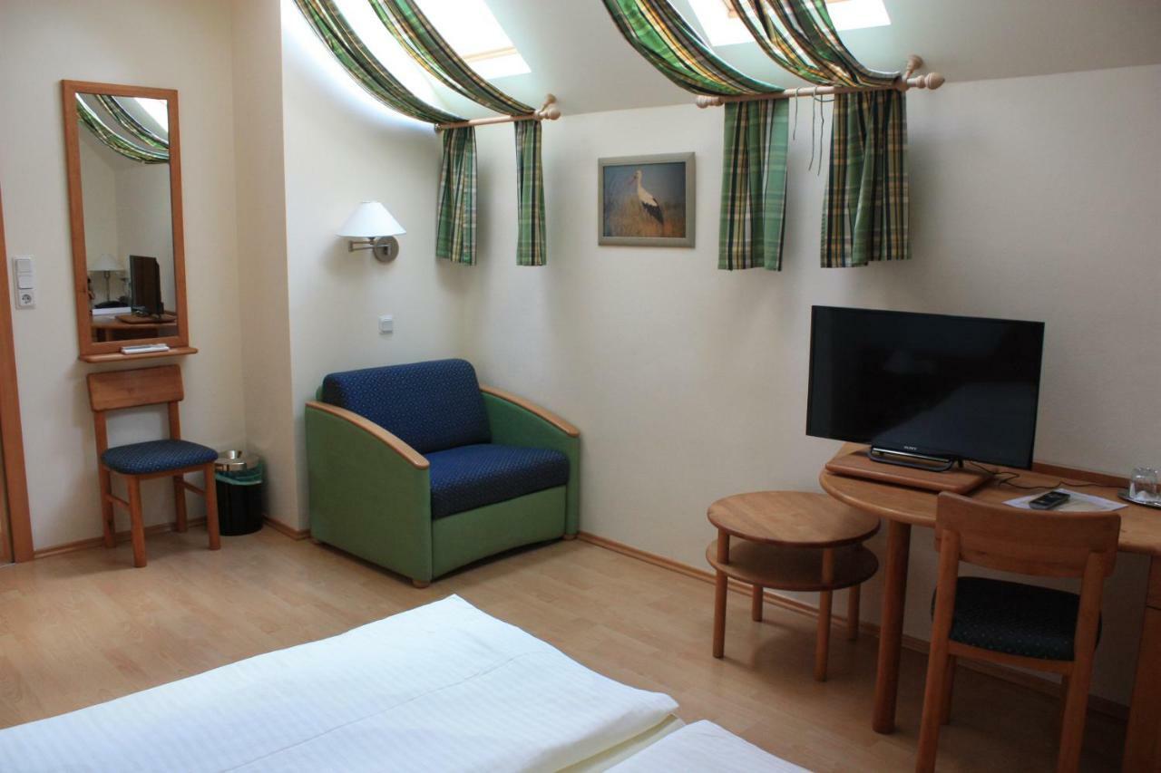 Gasthof Weinzettl Hotel Apetlon Ngoại thất bức ảnh